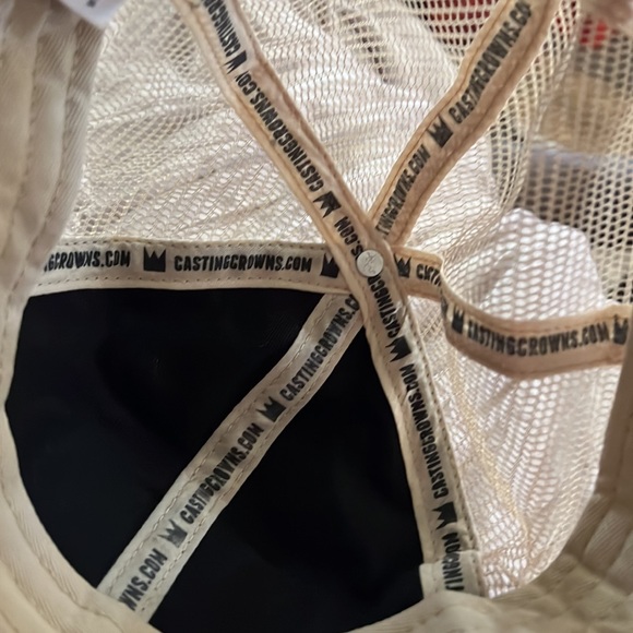 Men’s baseball cap. - Picture 2 of 3